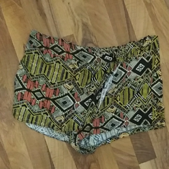 Forever 21 - Picture 1 of 1